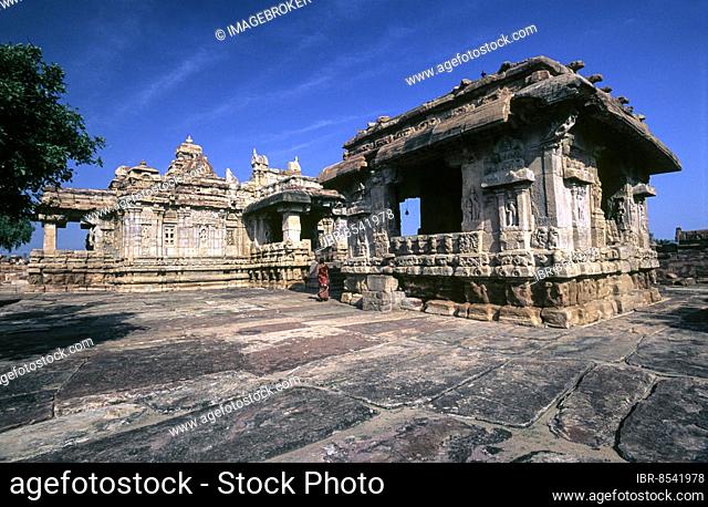 8th century Virupaksha Temple in Pattadakal, Karnataka, India, Asia. Unesco World Heritage Site. Nagara and South Indian Dravida styles of architecture, Asia