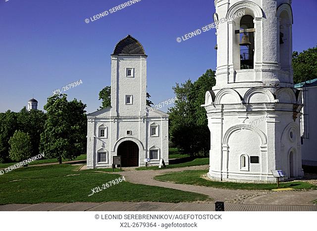 Vodovzvodnaya Tower (center) and St. George Bell Tower (right). Kolomenskoye Museum-Reserve, Moscow, Russia