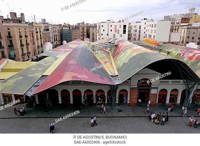 Santa Caterina Market, a mid-19th century building restored by Enric Miralles and Benedetta Tagliabue, Ramblas, Barcelona, Catalonia, Spain