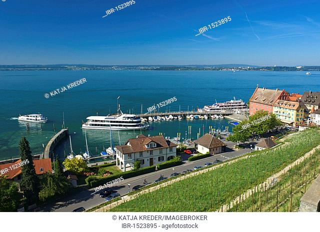 Cruise ship in the port of Meersburg, Lake Constance, Baden-Wuerttemberg, Germany, Europe
