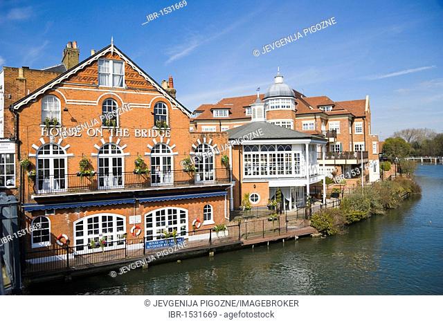House on the Bridge Riverside Restaurant by the river Thames, Windsor Bridge, Eton, Berkshire, England, United Kingdom, Europe