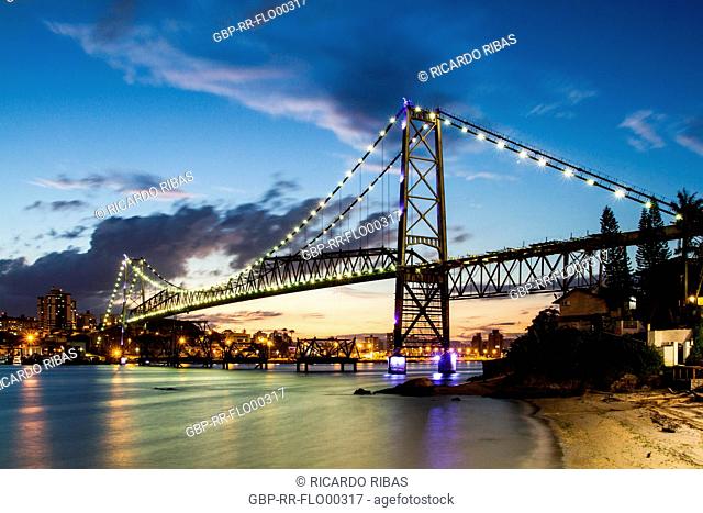 Hercilio Luz Bridge and Forte Santana at dusk. Florianopolis, Santa Catarina, Brazil