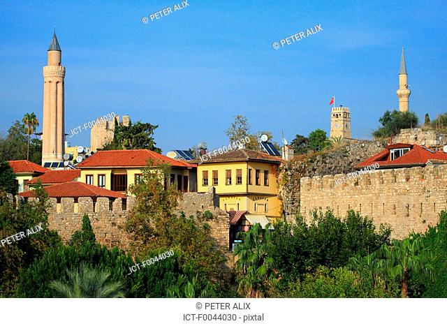 Turkey, Turkish riviera, Antalya, minaret of Yivli, bell tower (Saat Kulesi) and Tekeli Mehmet Pasa mosque