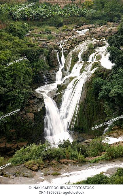 Waterfalls, Around Huangguoshu, Huangguoshu, Guizhou, China