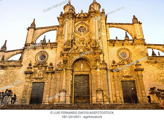 Cathedral of San Salvador floodlit at dusk. Jerez de la Frontera, Cadiz province, Andalusia, Spain