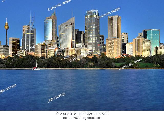 Skyline of Sydney before sunrise, TV Tower, Central Business District, Sydney, New South Wales, Australia
