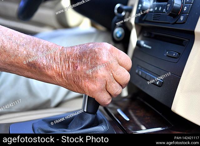 Subject picture: Ruestiger old car driver (92 years old), a fit old man in the best of health still drives his car every day