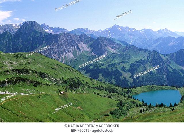 Lake Alpsee, Mount Nebelhorn, Oberstdorf, Allgaeu, Bavaria, Germany