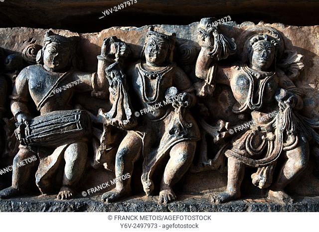 Sculpture in the Hoysaleswara temple at Halebid ( Karnataka, India)
