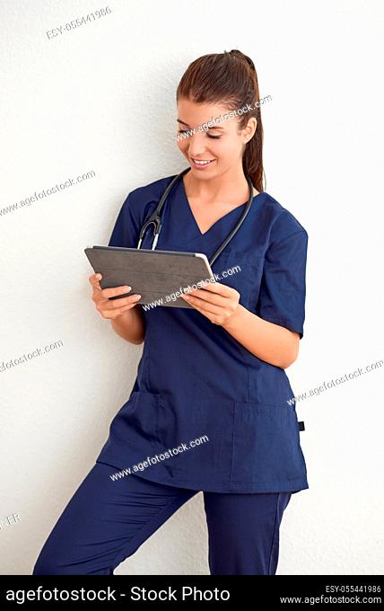 online, nurse, tablet-pc