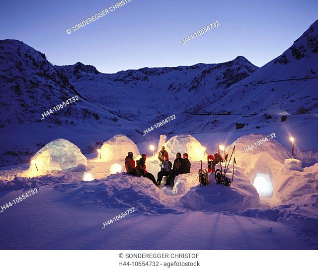 10654732, alpine, Alps, mountains, group, igloo, igloos, canton Graubünden, Grisons, Switzerland, Europe, night, at night, sle