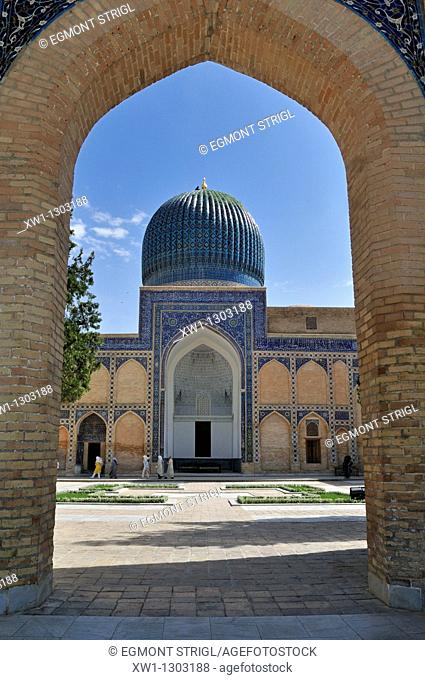 portal at historic Gur Emir, Gur- Amir, Guri Amir mausoleum, grave of Timur, Temur, Tamerlane, Samarkand, Silk Road, Uzbekistan, Central Asia