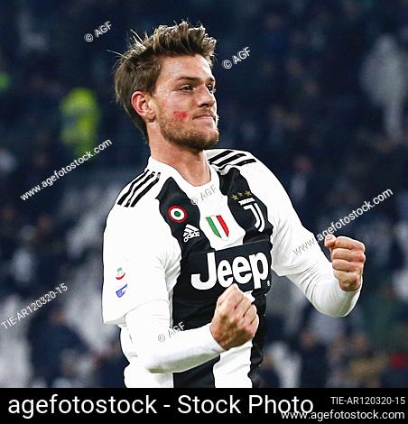 The Juventus player Daniele Rugani tested positive for the Covid-19 test, the whole team will be in quarantine. 24.11.18