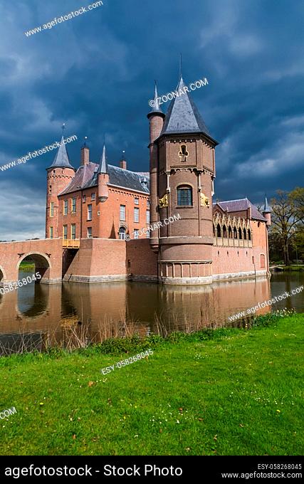 Castle Kasteel Heeswijk in Netherlands - architecture background