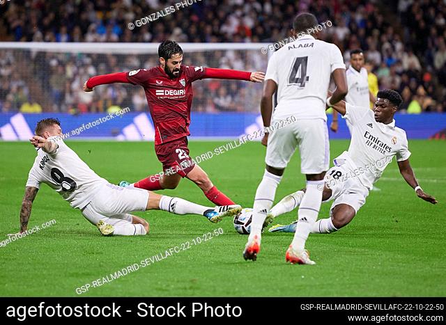 Madrid, Spain. 22nd, October 2022. Isco (22) of Sevilla FC and Toni Kroos (8) of Real Madrid seen during the LaLiga Santander match between Real Madrid and...
