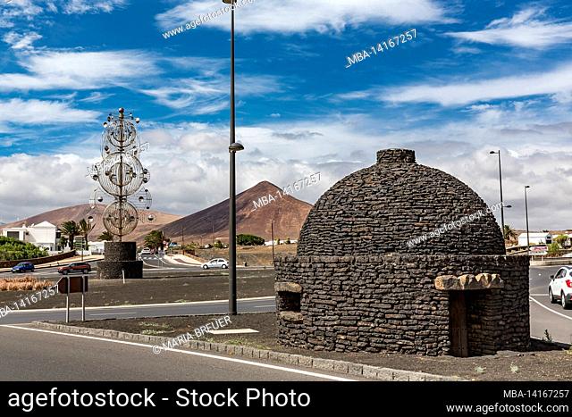 taro, vaulted structures made of dry stone, used for the storage of agricultural implements, cheese and seeds, tahiche, lanzarote, canaries, canary islands