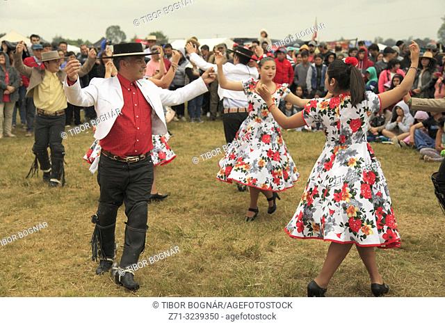 Chile, Lake District, Nueva Braunau, folklore festival, people, dancers,