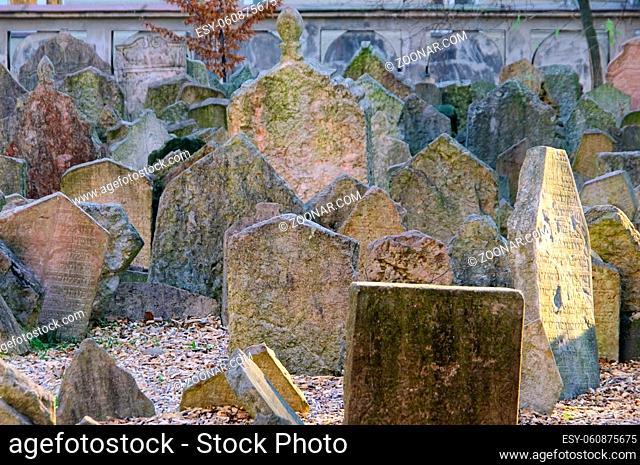 Prag Juedischer Friedhof - Prague jewish cemetary 02