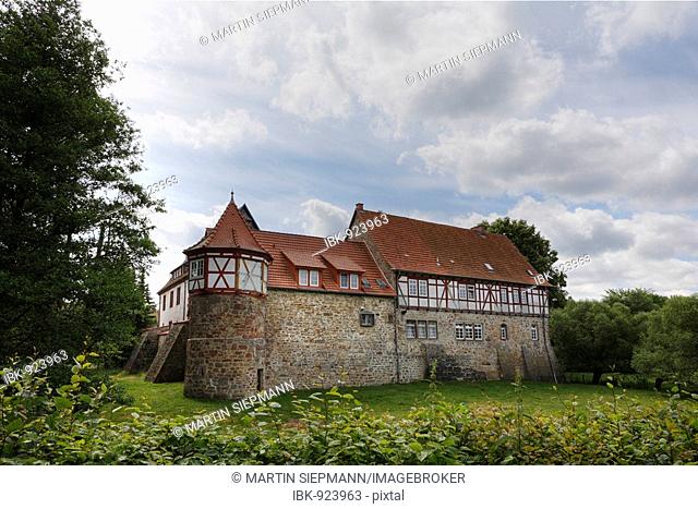 Mackenzell Moated castle near Huenfeld, Rhoen, Hesse, Germany, Europe