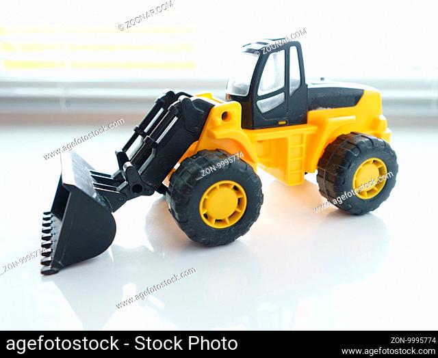 Toy Industrial Vehicle, Plastic Wheel Loader Excavator for Earth Moving Works at Construction Site, Miniature Earth Mover, Backhoe Loader