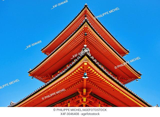 Japan, Honshu island, Kansai region, Kyoto, Kiyomizu-dera temple, UNESCO World Heritage Site