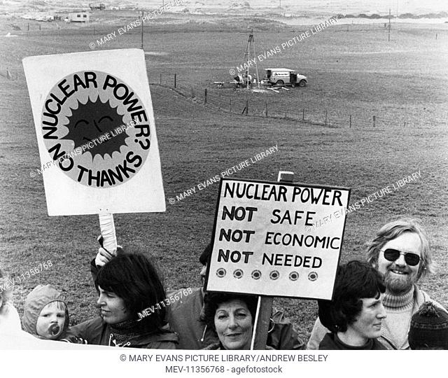Anti-nuclear power demonstration at Gwithian, Cornwall, with a CEGB drilling rig and site office in the background