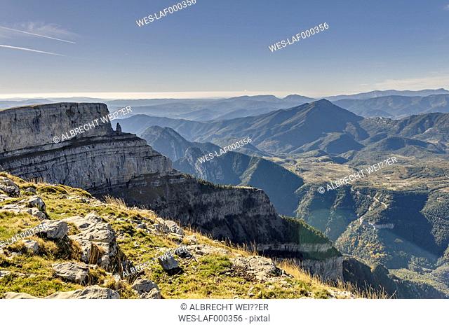 Spain, Aragon, Central Pyrenees, Ordesa y Monte Perdida National Park, Canon de Anisclo, View to Parque Natural de la Sierra y Canones de Guara
