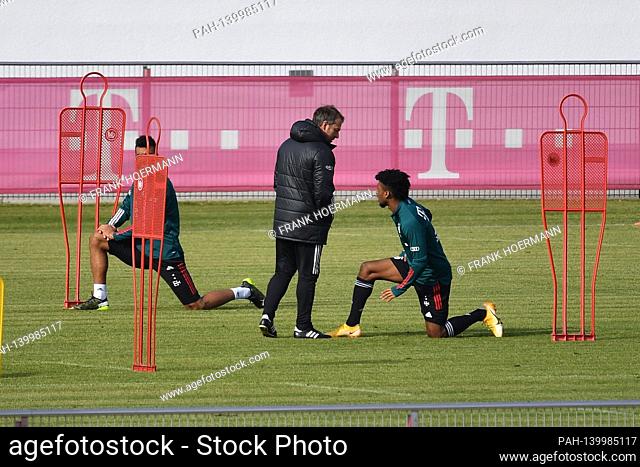 Hans Dieter Flick (Hansi, coach FC Bayern Munich with Kingsley COMAN (FC Bayern Munich), FC Bayern Munich, training at Saebener Strasse on February 18