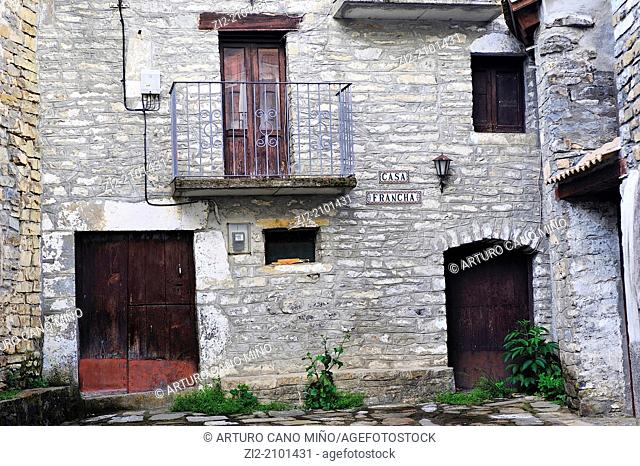 Traditional architecture, Acumuer, Huesca province, Aragonese Pyrenees, Spain