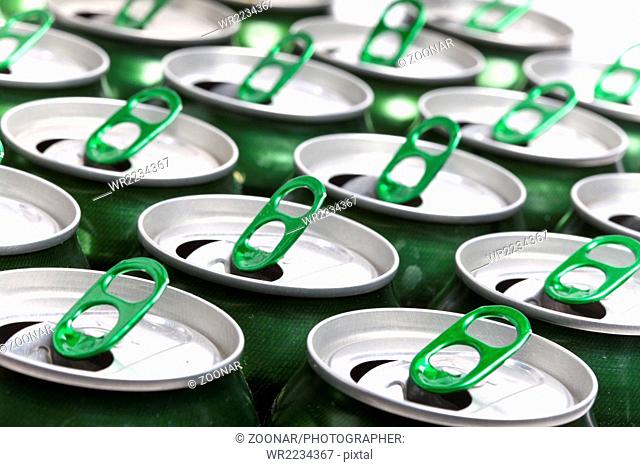 Aluminum beer cans