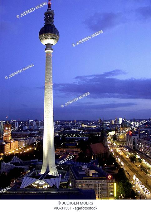 Townscape of Berlin ( twilight ): Alexanderplatz, television tower and red town hall ( on the left side ). - BERLIN, GERMANY, 15/08/2001