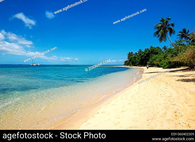 Sandy beach at Pangaimotu island near Tongatapu island in Tonga. Kindom of Tonga is an archipelago comprised of 169 islands