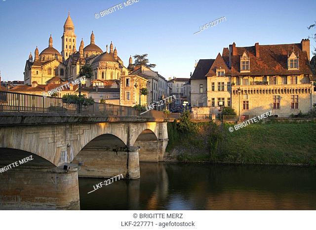 Bridge over river l'Isle in the morning, Perigueux cathedral, Saint Front Cathedral in the background, The Way of St. James, Roads to Santiago