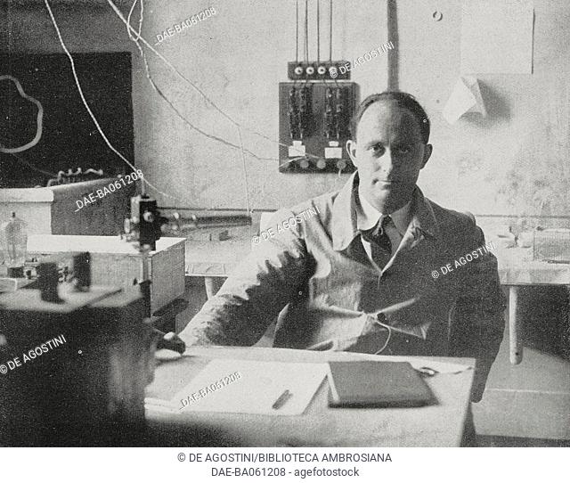 Enrico Fermi (1901-1954), Italian physicist, from L'Illustrazione Italiana, Year LXV, No 46, November 13, 1938. DeA / Veneranda Biblioteca Ambrosiana, Milan
