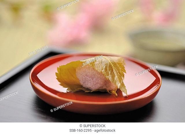 Cherry blossoms rice cake