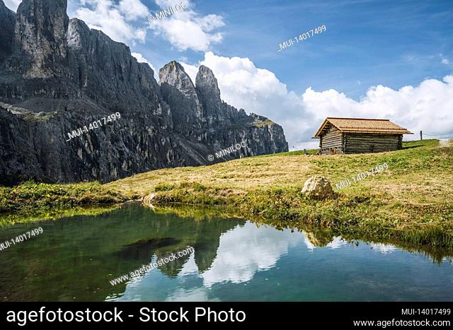 passo gardena and sella group mountains in dolomites, south tyrol, italy, europe