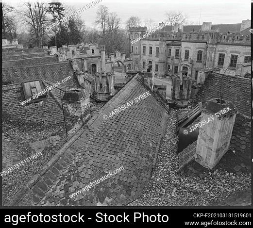 ***FEBRUARY, 1988 FILE PHOTO***Ruins of farm building of chateau in Hluboka nad Vltavou, which has been owned by the state since 1947