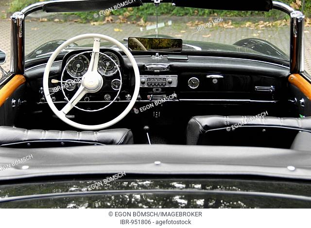 Mercedes 190 SL, retro motor - vintage car festival, Tuebingen, Baden-Wuerttemberg, Germany Europe