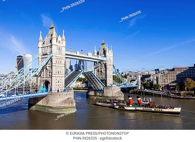 England, London, Paddle Steamer Waverley Passing Under Tower Bridge