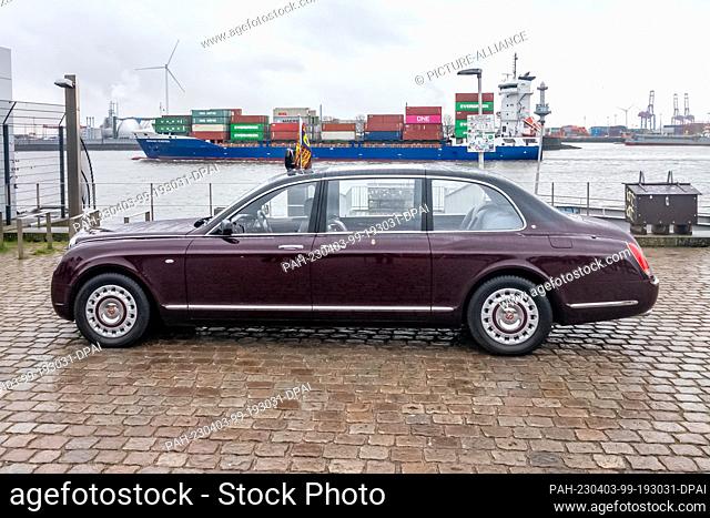 31 March 2023, Hamburg: The Bentley State Limousine, the state coach of the British monarchs, can be seen at the port of Hamburg
