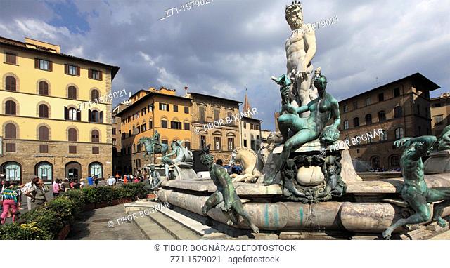 Italy, Tuscany, Florence, Neptune Fountain, Piazza della Signoria
