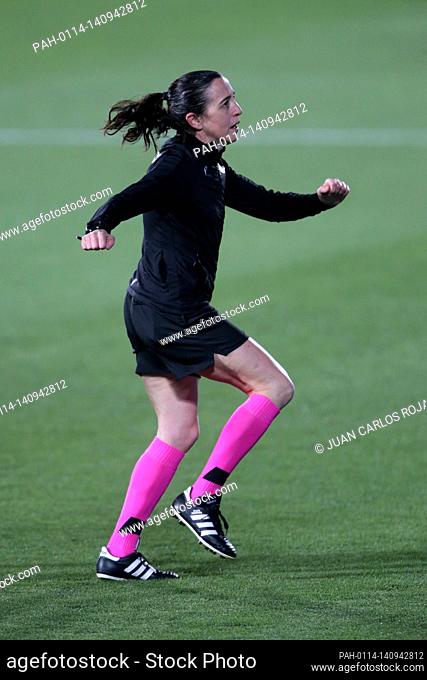 Madrid, Spain; 20/03/2021.- Judit Romano, first assistant referee in Spain..Leganes vs Fuenlabrada soccer match of the second division of the Spanish League on...