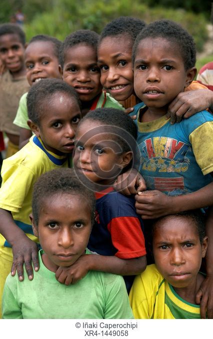 Kids, Baliem Valley, Western New Guinea, Irian Jaya, Papua, Indonesia