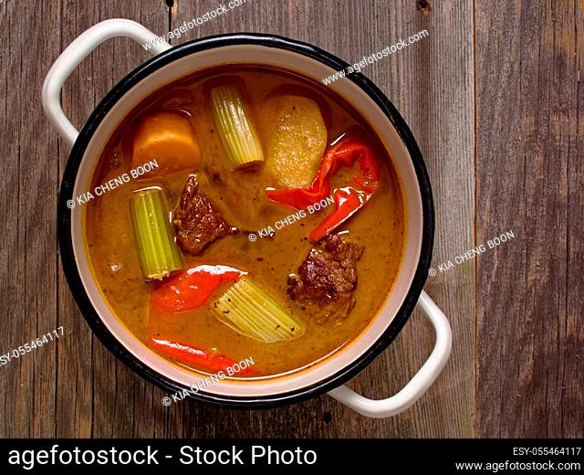 stew, goulash soup