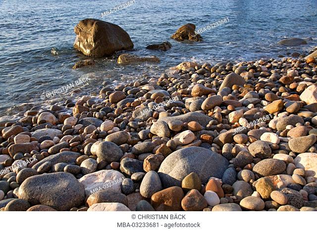 Italy, Sardinia, East coast, Ogliastra, Baunei, Golfo di Orosei, beach, stones, close-up