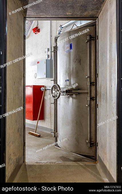 Oberhausen, Ruhr area, North Rhine-Westphalia, Germany - Emscher conversion, new construction of the Emscher AKE sewer, here the new pumping station in...