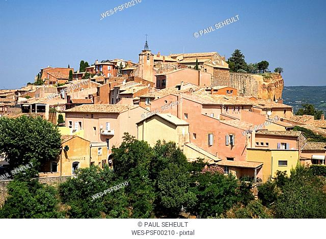 France, Provence, Roussillon, View over the village