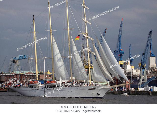 Sailing ship Star Flyer at Hamburg harbours birthday celebration