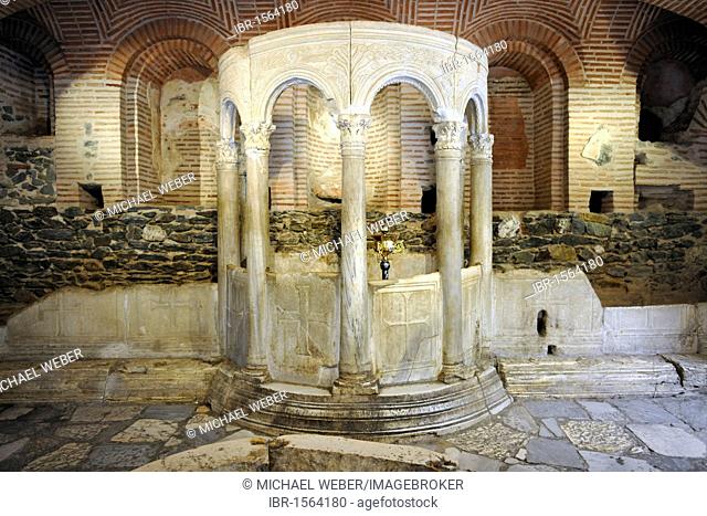 Crypt, remains of Roman baths from the 4th century, interior, Church of Saint Demetrius or Hagios Demetrio, Thessaloniki, Chalkidiki, Macedonia, Greece, Europe