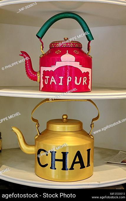 India, Rajasthan, Jaipur the Pink City, teapot in a tea shop